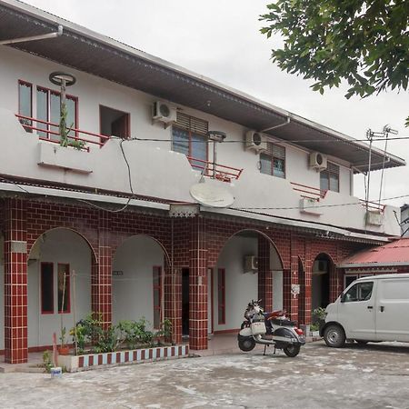 Koolkost Syariah Near Ayani Mega Mall Pontianak Exterior photo